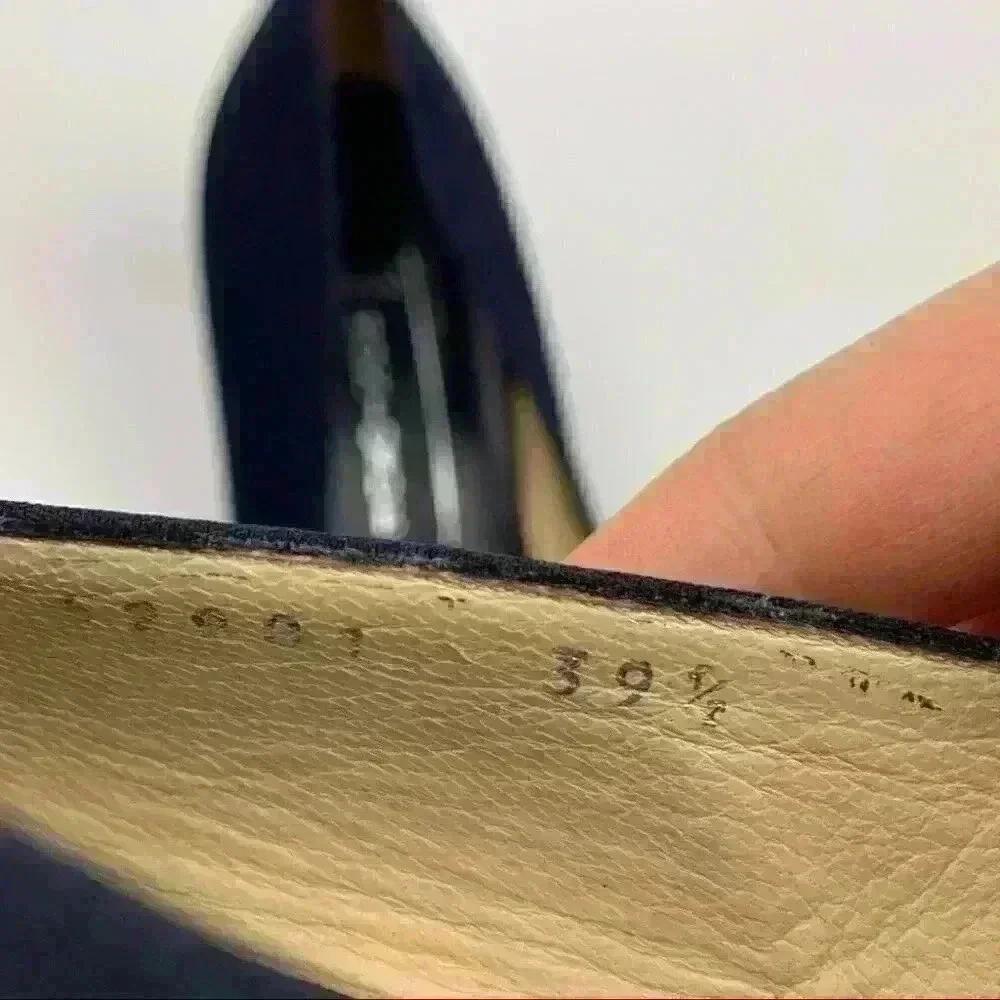 Franca Carraro Monique heels size 39.5 navy blue Italian leather vintage 90s